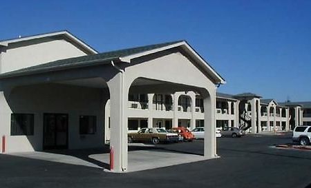 American Inn & Suites Αλμπουκέρκι Εξωτερικό φωτογραφία